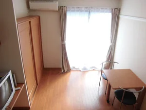 栃木県のマンスリーマンション・ウィークリーマンション「レオパレス上渋垂 106(No.270633)」メイン画像