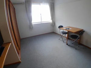 綾歌郡宇多津町のマンスリーマンション・ウィークリーマンション「レオパレスヴィルヌーブ 206(No.272173)」メイン画像