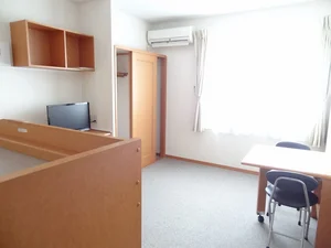 四国学院大学周辺のマンスリーマンション・ウィークリーマンション「レオパレス城南 208(No.272197)」メイン画像