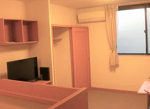 のマンスリーマンション・ウィークリーマンション「レオパレスタウンコート竜王 202(No.273285)」メイン画像