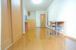 のマンスリーマンション・ウィークリーマンション「レオパレスノルデン　高尾 106(No.275813)」メイン画像