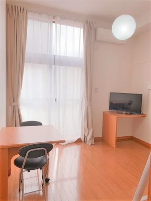 西宮市のマンスリーマンション・ウィークリーマンション「レオパレスリバー２８ 102(No.280244)」メイン画像