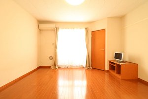 長浜駅（滋賀県）のマンスリーマンション・ウィークリーマンション「レオパレスルミナス 109(No.281039)」メイン画像