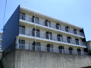 のマンスリーマンション・ウィークリーマンション「レオパレスＦＬＯＲＩＡⅣ 202(No.284963)」メイン画像