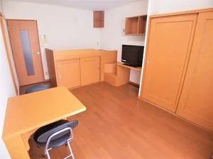 宮崎県のレオパレスセンター宮崎のマンスリーマンション・ウィークリーマンション「レオパレスＲＩＶＥＲ　ＷＩＮＤ 110(No.285961)」メイン画像