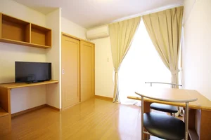 滋賀県のレオパレスセンター京都第２のマンスリーマンション・ウィークリーマンション「レオパレスポラリス 110(No.286832)」メイン画像