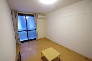 のマンスリーマンション・ウィークリーマンション「レオパレスカルム大津 105(No.286897)」メイン画像