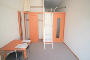 のマンスリーマンション・ウィークリーマンション「レオパレス室町 203(No.287607)」メイン画像