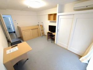 のマンスリーマンション・ウィークリーマンション「レオパレスパルコートＦ 302(No.293968)」メイン画像