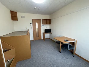 のマンスリーマンション・ウィークリーマンション「レオパレスビュウ　希望が丘 101(No.294344)」メイン画像