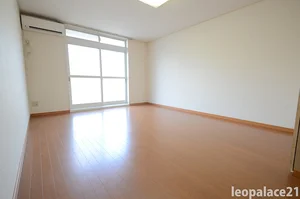 金沢工業大学周辺のマンスリーマンション・ウィークリーマンション「レオパレスリヴィエール・イン 102(No.301443)」メイン画像