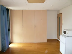 のマンスリーマンション・ウィークリーマンション「レオパレスＡＬＣＡＺＡＲ 201(No.302008)」メイン画像