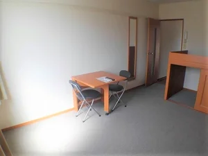 のマンスリーマンション・ウィークリーマンション「レオパレスニュー屋島 201(No.303582)」メイン画像