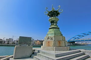 太助灯籠（江戸講中灯籠）まで車で5分、1.4㎞。