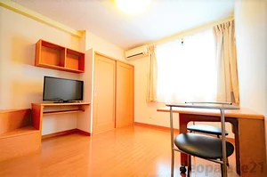 愛野駅（長崎県）のマンスリーマンション・ウィークリーマンション「レオパレスドリームハウス　愛野 110(No.305161)」メイン画像