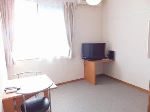 のマンスリーマンション・ウィークリーマンション「レオパレス桜町 201(No.305565)」メイン画像