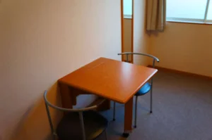 のマンスリーマンション・ウィークリーマンション「レオパレスＣａｌｍ戸倉Ⅰ 202(No.309119)」メイン画像