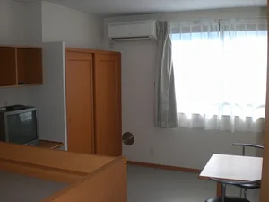 のマンスリーマンション・ウィークリーマンション「レオパレスルーチェ 202(No.309225)」メイン画像