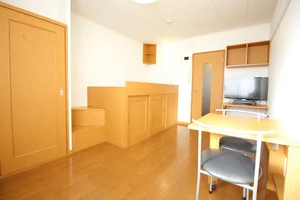 滋賀県のレオパレスセンター京都第２のマンスリーマンション・ウィークリーマンション「レオパレスグローセ 102(No.310566)」メイン画像