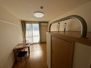 のマンスリーマンション・ウィークリーマンション「レオパレスシフォン 113(No.313377)」メイン画像