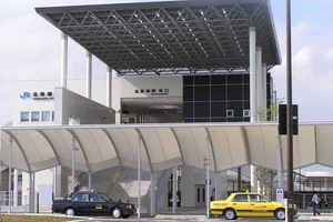 北長瀬駅まで徒歩9分、700m。