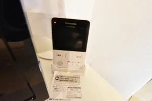 モニターホン 誰が訪ねてきたか一目瞭然で分かるため セキュリティに考慮されています!