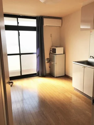 のマンスリーマンション・ウィークリーマンション「レオパレスＷＩＮＧ 205(No.320298)」メイン画像