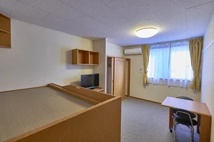 市立四日市病院周辺のマンスリーマンション・ウィークリーマンション「レオパレス春風 201(No.321204)」メイン画像