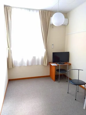 六実駅（千葉県）のマンスリーマンション・ウィークリーマンション「レオパレス１６５ 203(No.322042)」メイン画像