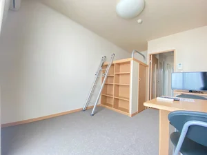 のマンスリーマンション・ウィークリーマンション「レオパレス岸町 212(No.324630)」メイン画像