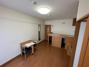 のマンスリーマンション・ウィークリーマンション「レオパレスグリーンリーフ 102(No.328094)」メイン画像