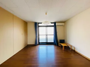のマンスリーマンション・ウィークリーマンション「レオパレスＭＡＲＩＮＡ 203(No.329247)」メイン画像
