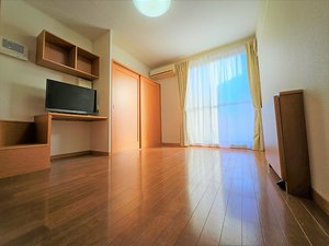 のマンスリーマンション・ウィークリーマンション「レオパレス美リーフⅢ 112(No.329728)」メイン画像