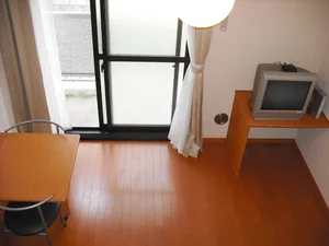 検見川駅（千葉県）のマンスリーマンション・ウィークリーマンション「レオパレスセンタービレッジⅡ 103(No.330533)」メイン画像