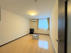 大阪芸術大学短期大学部伊丹学舎周辺のマンスリーマンション・ウィークリーマンション「レオネクストセリバテール仁川Ⅱ 103(No.330935)」メイン画像