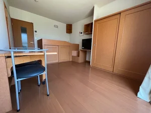 山梨県のマンスリーマンション・ウィークリーマンション「レオパレスファミーユ 103(No.331970)」メイン画像