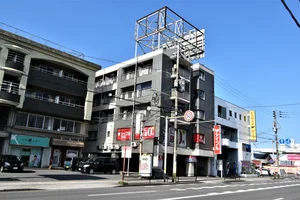 高城駅徒歩圏内の　駐車場有物件！　車移動にも最適な　西ノ洲工場エリア近く！