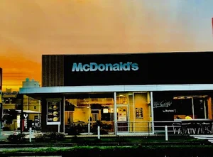 マクドナルド 大分中島中央店まで徒歩11分