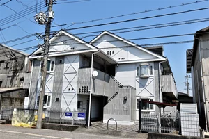 大竹駅から徒歩圏内にあるインターネット無料！　駐輪場使用可能な物件！