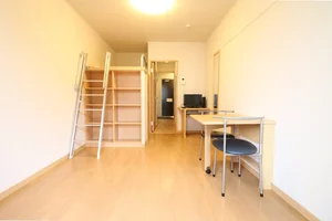 彦根市のマンスリーマンション・ウィークリーマンション「レオパレスｏｌｉｖｅⅡ 302(No.338594)」メイン画像