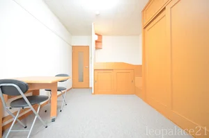 のマンスリーマンション・ウィークリーマンション「レオパレスコレール湘南 208(No.339847)」メイン画像