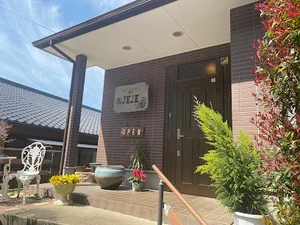 ステーキハウス神戸ジュジュ