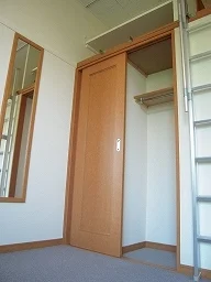 のマンスリーマンション・ウィークリーマンション「レオパレスバイアサウラ 209(No.341254)」メイン画像