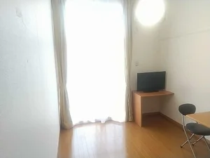 東京純心大学周辺のマンスリーマンション・ウィークリーマンション「レオパレススリーフォー 101(No.341787)」メイン画像