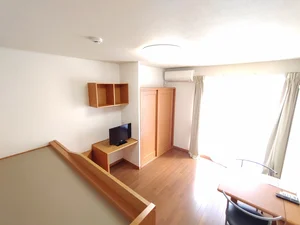 宮崎県のレオパレスセンター宮崎のマンスリーマンション・ウィークリーマンション「レオパレス宮崎神宮 110(No.346442)」メイン画像