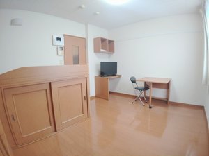 新潟県のマンスリーマンション・ウィークリーマンション「レオパレスマ　メゾン 110(No.348515)」メイン画像