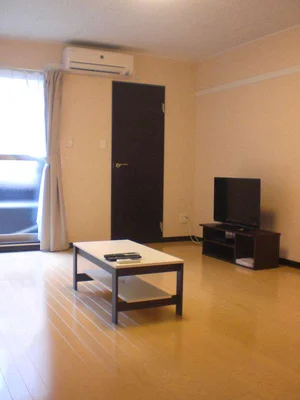 埼玉県のレオパレスセンター大宮第１のマンスリーマンション・ウィークリーマンション「レオネクストヴァルハラⅡ 203(No.352531)」メイン画像