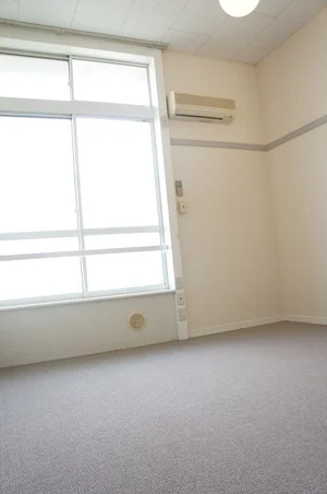 のマンスリーマンション・ウィークリーマンション「レオパレスジニア 201(No.352805)」メイン画像