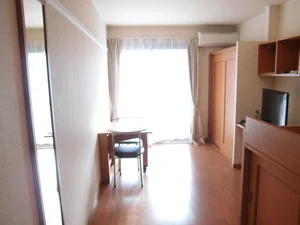 のマンスリーマンション・ウィークリーマンション「レオパレスＫＡＴＡＫＵＲＩ 108(No.353907)」メイン画像