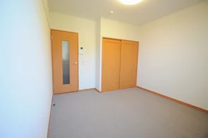 のマンスリーマンション・ウィークリーマンション「レオパレスバーン　ディーⅠ 205(No.354438)」メイン画像